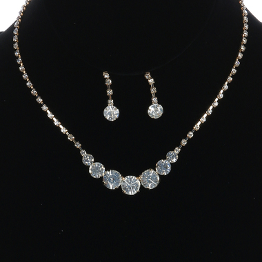 Gifts 4 All - Crystal Necklace Set