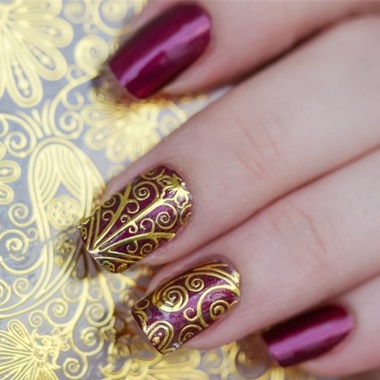 Gifts 4 All 1 Sheet Nail Sticker golden or Silver