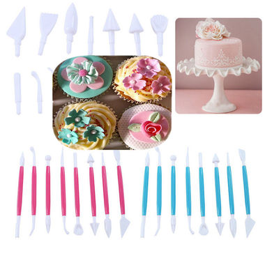 Gifts 4 All, 8pcs Modelling Tools Set Cake Decorating Baking Sugar Craft 
Easy to handle and have a smooth surface to help prevent sticking.
Add simple but effective detail to enhance your cakes, flowers and models.
Specifications:
Material: food grade plastic
Length: approx. 14.2-16.3cm
Color: Red&White
Instructions for using each tool are on the back of the pack.
Set includes 8 double ended (16 shapes) sculpting tools:
Bone tool
Shell & blade tool
Ball tool
Scallop & comb tool
Serrated & tapered cone tool
Tapered cones 5/6 star tool
Bulbous cone tool
Flower / leaf shaper tool
Color: Red