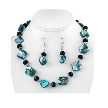 Gifts 4 All Blue Shell beaded Necklace set