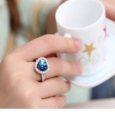 Gifts 4 All - Blue Heart Crystal Ring Silver tone